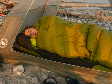 Down vs. Synthetic Insulation